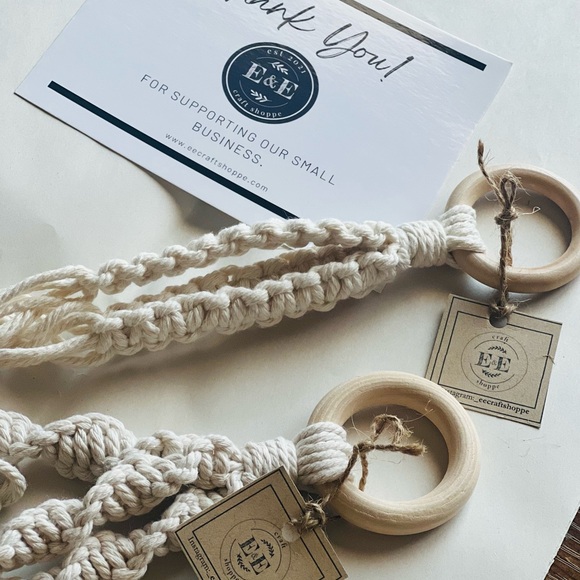 Meet your Posher, Lainy! - Picture 4 of 5